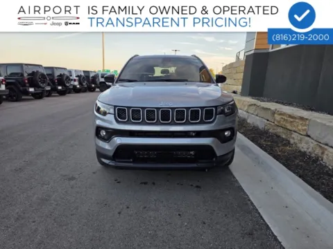 Silver 2023 Jeep Compass Latitude for sale in Platte City, MO