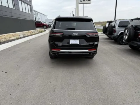 More photos of 2021 Jeep Grand Cherokee L Overland at Airport Chrysler Dodge Jeep Ram, MO