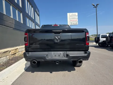 More photos of 2022 Ram 1500 Big Horn/Lone Star at Airport Chrysler Dodge Jeep Ram, MO
