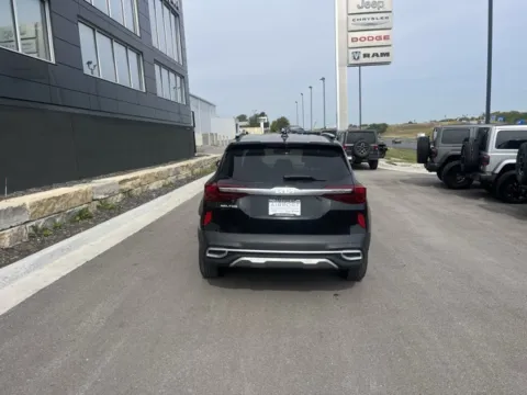 More photos of 2023 Kia Seltos S at Airport Chrysler Dodge Jeep Ram, MO