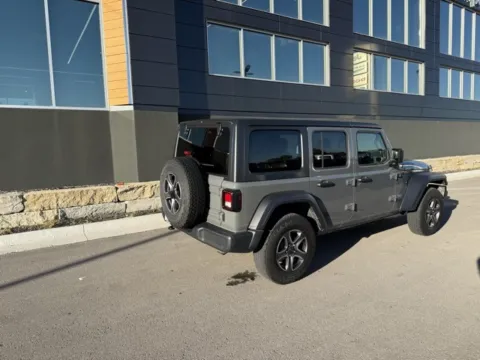 More photos of 2019 Jeep Wrangler Unlimited Sport S at Airport Chrysler Dodge Jeep Ram, MO