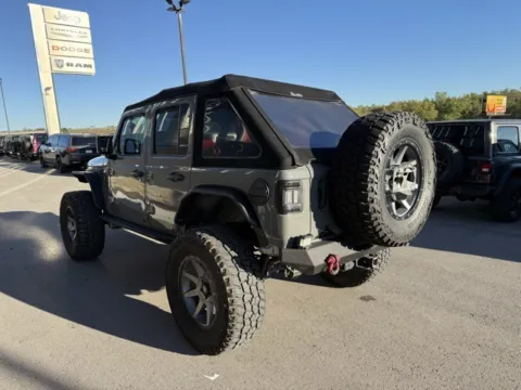 More photos of 2021 Jeep Wrangler Unlimited Rubicon at Airport Chrysler Dodge Jeep Ram, MO