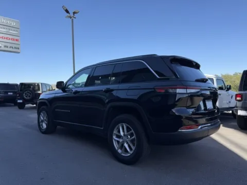 More photos of 2023 Jeep Grand Cherokee Laredo at Airport Chrysler Dodge Jeep Ram, MO