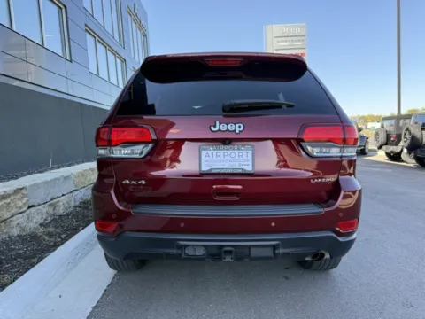 More photos of 2021 Jeep Grand Cherokee Laredo X at Airport Chrysler Dodge Jeep Ram, MO