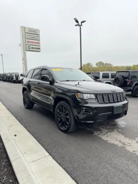 Another view of 2020 Jeep Grand Cherokee Altitude for sale in Platte City, MO at Airport Chrysler Dodge Jeep Ram