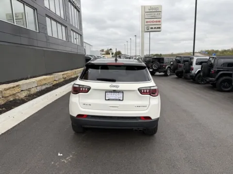 More photos of 2018 Jeep Compass Limited at Airport Chrysler Dodge Jeep Ram, MO