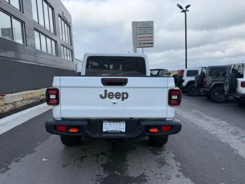 More photos of 2026 Jeep Gladiator Mojave X at Airport Chrysler Dodge Jeep Ram, MO