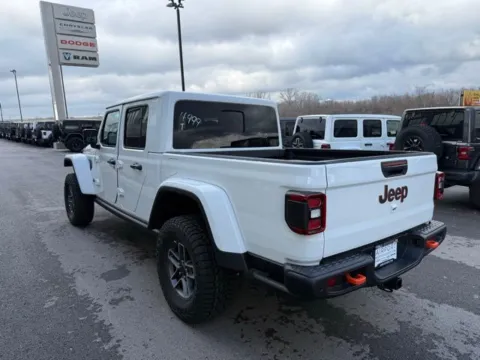 More photos of 2026 Jeep Gladiator Mojave X at Airport Chrysler Dodge Jeep Ram, MO