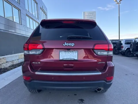 More photos of 2022 Jeep Grand Cherokee WK Limited at Airport Chrysler Dodge Jeep Ram, MO