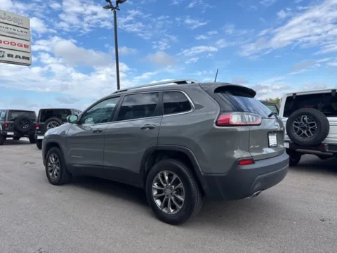 More photos of 2021 Jeep Cherokee Latitude Lux at Airport Chrysler Dodge Jeep Ram, MO