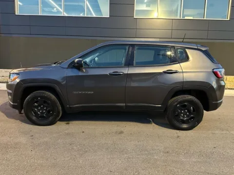More photos of 2020 Jeep Compass Sport at Airport Chrysler Dodge Jeep Ram, MO