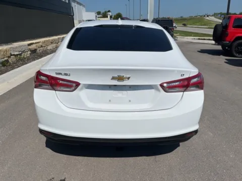 More photos of 2022 Chevrolet Malibu LT at Airport Chrysler Dodge Jeep Ram, MO