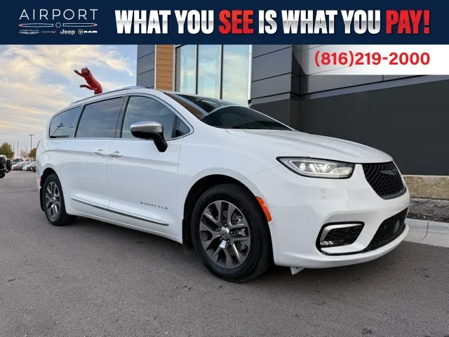 Used 2023 Chrysler Pacifica Hybrid Pinnacle with VIN 2C4RC1N70PR501142 for sale in Kansas City