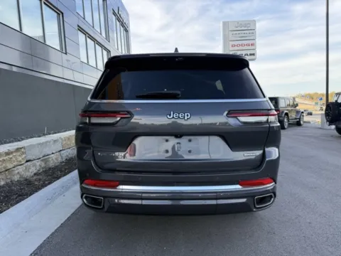 More photos of 2023 Jeep Grand Cherokee L Overland at Airport Chrysler Dodge Jeep Ram, MO