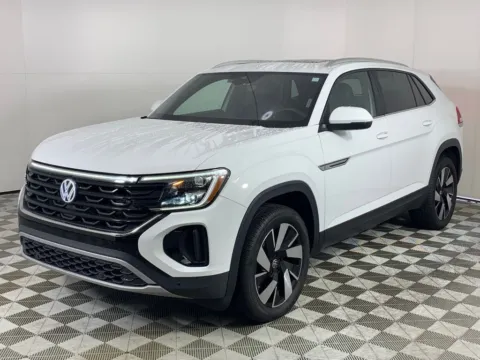 Another view of 2024 Volkswagen Atlas Cross Sport 2.0T SE w/Technology for sale in Morrow, GA at ALM GMC South