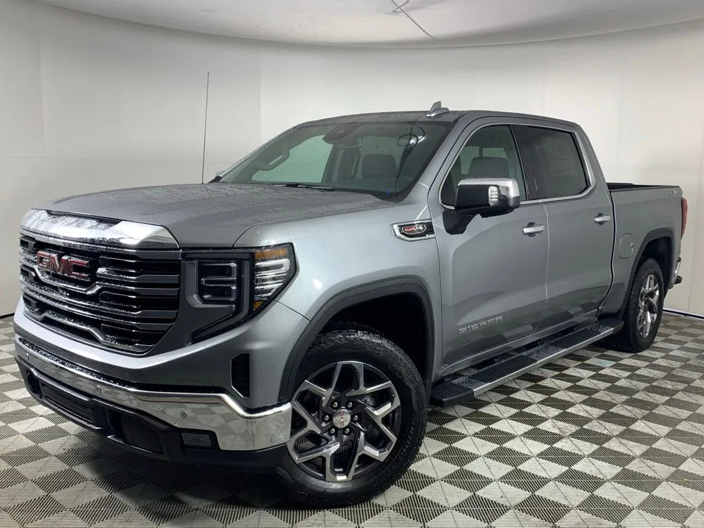 2026 GMC Sierra 1500 SLT's photo