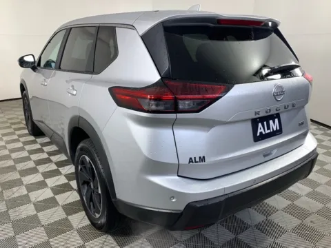 More photos of 2024 Nissan Rogue SV at ALM GMC South, GA