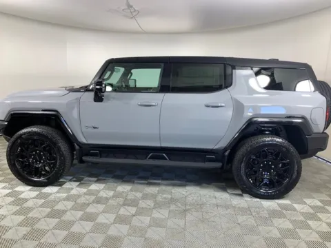 More photos of 2026 GMC Hummer EV SUV 2X at ALM GMC South, GA
