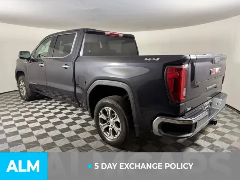 More photos of 2022 GMC Sierra 1500 SLT at ALM GMC South, GA