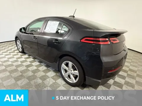 More photos of 2015 Chevrolet Volt at ALM GMC South, GA