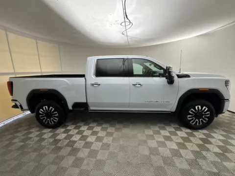 More photos of 2026 GMC Sierra 2500HD Denali Ultimate at ALM GMC South, GA