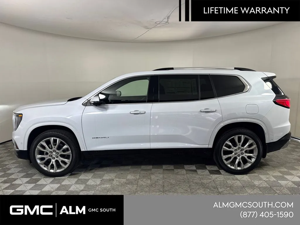 2026 GMC Acadia Denali - Photo 10