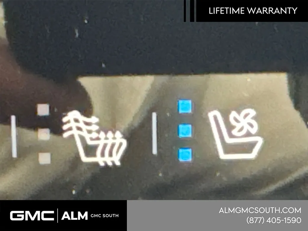 2026 GMC Acadia Denali - Photo 35