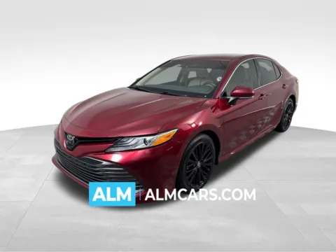 Red 2018 Toyota Camry LE for sale in Morrow, GA