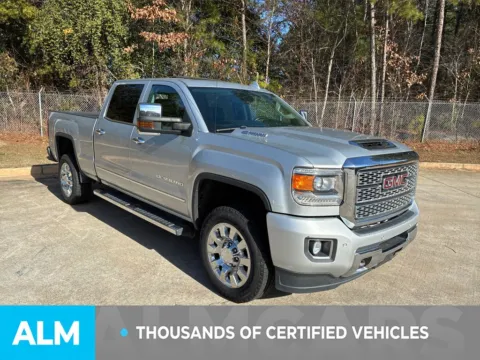 More photos of 2019 GMC Sierra 2500HD Denali at ALM GMC South, GA