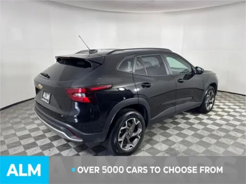 More photos of 2025 Chevrolet Trax LT at ALM GMC South, GA