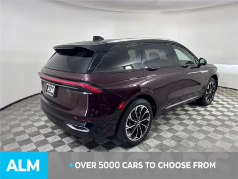 More photos of 2024 Lincoln Nautilus Reserve at ALM GMC South, GA