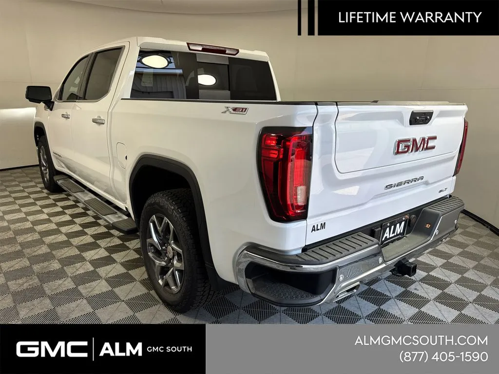 2026 GMC Sierra 1500 SLT - Photo 9