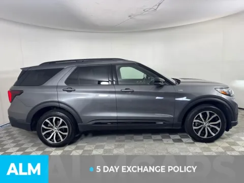 More photos of 2025 Ford Explorer ST-Line at ALM GMC South, GA