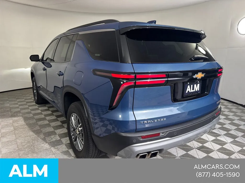 2024 Chevrolet Traverse 1LT - Photo 10