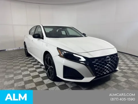 More photos of 2025 Nissan Altima 2.5 SR at ALM GMC South, GA