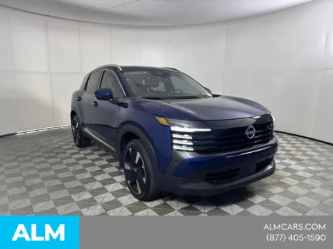 More photos of 2025 Nissan Kicks SR at ALM GMC South, GA