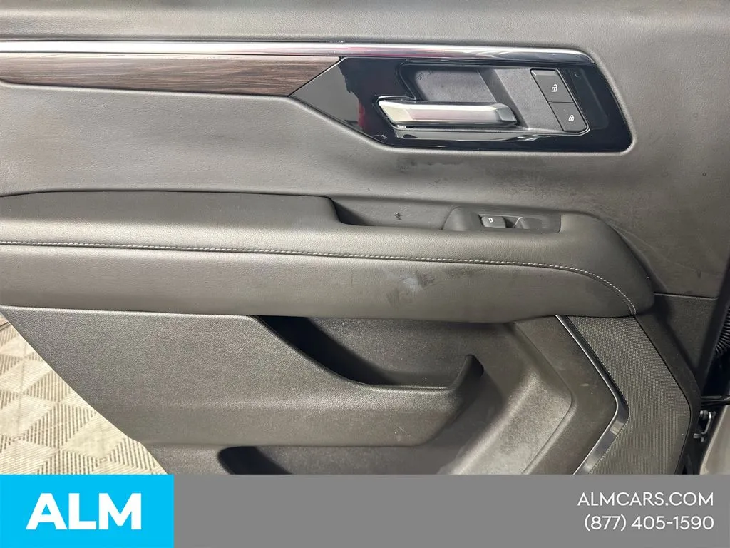 2025 Chevrolet Tahoe LT - Photo 25