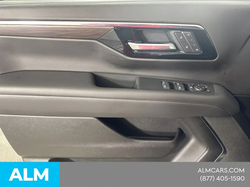 2025 Chevrolet Tahoe LT - Photo 14