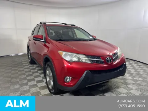 More photos of 2015 Toyota RAV4 XLE at ALM GMC South, GA