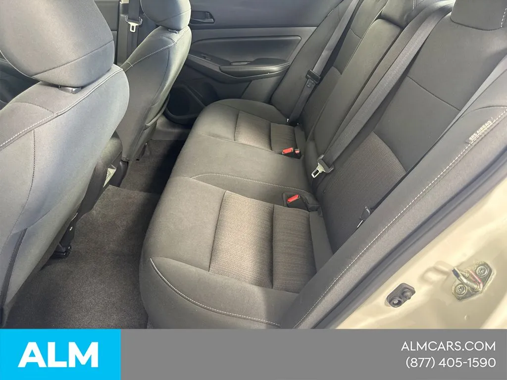 2025 Nissan Altima SV - Photo 23
