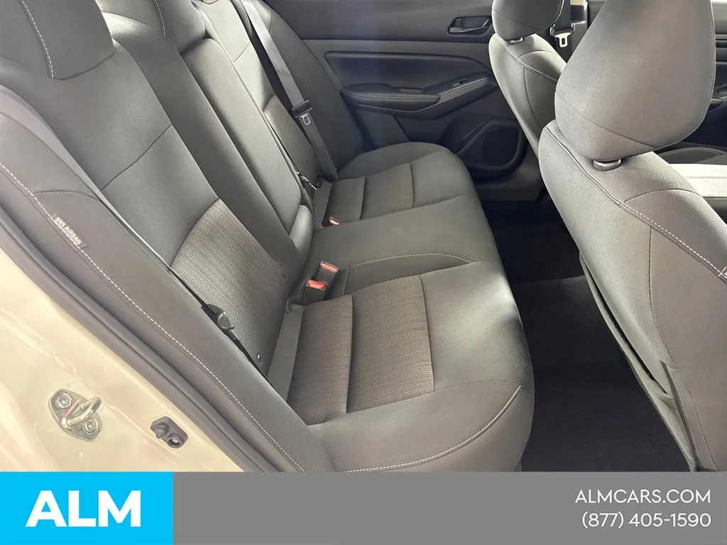 2025 Nissan Altima SV - Photo 18