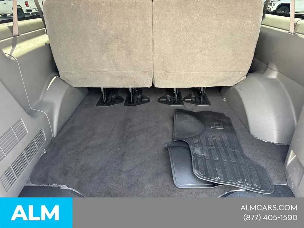 2025 GMC Savana Passenger LT - Photo 19