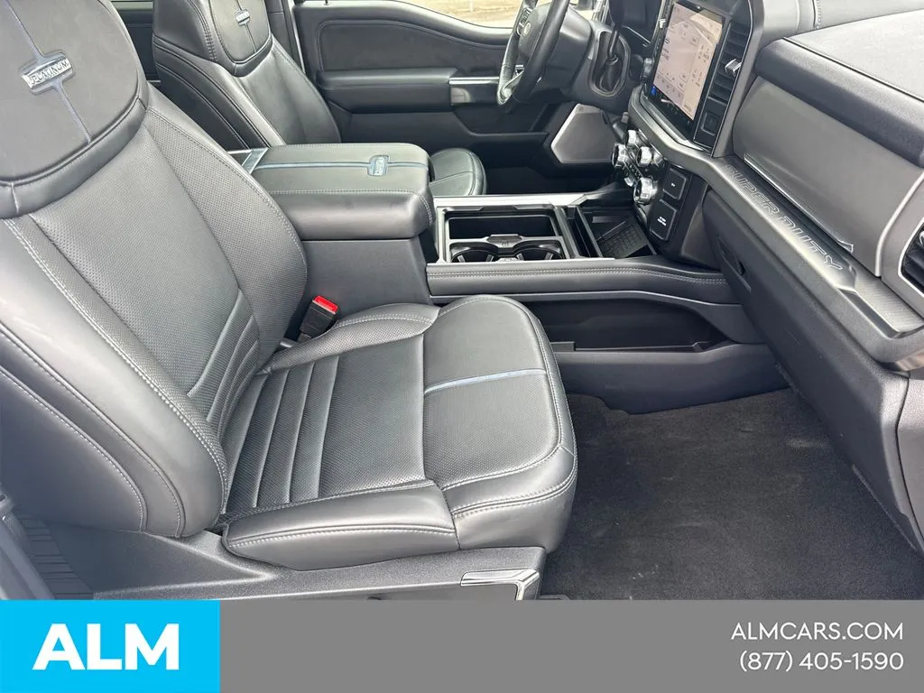 2025 Ford F-350 Super Duty Platinum - Photo 16