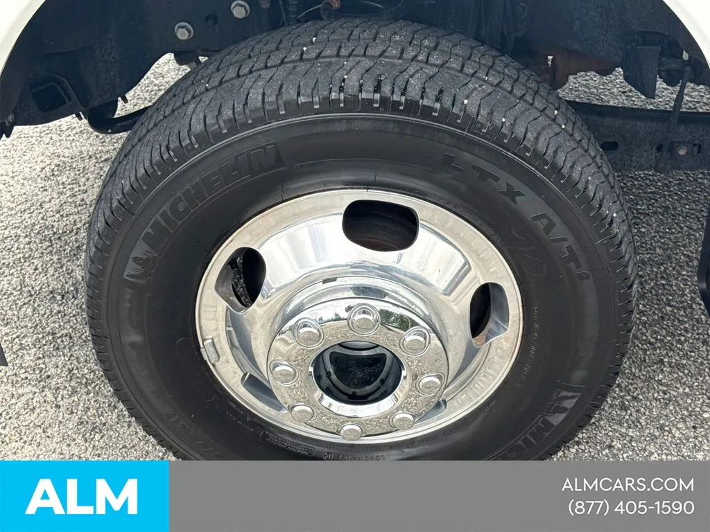2025 Ford F-350 Super Duty Platinum - Photo 14