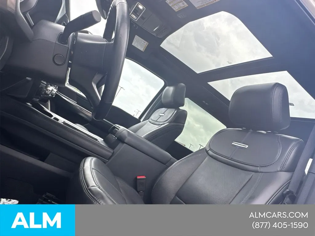 2025 Ford F-350 Super Duty Platinum - Photo 36