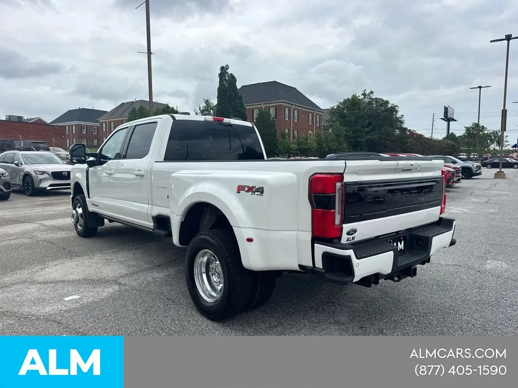2025 Ford F-350 Super Duty Platinum - Photo 9