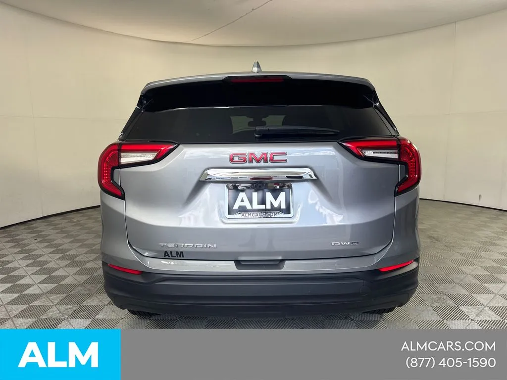 2024 GMC Terrain SLE - Photo 8