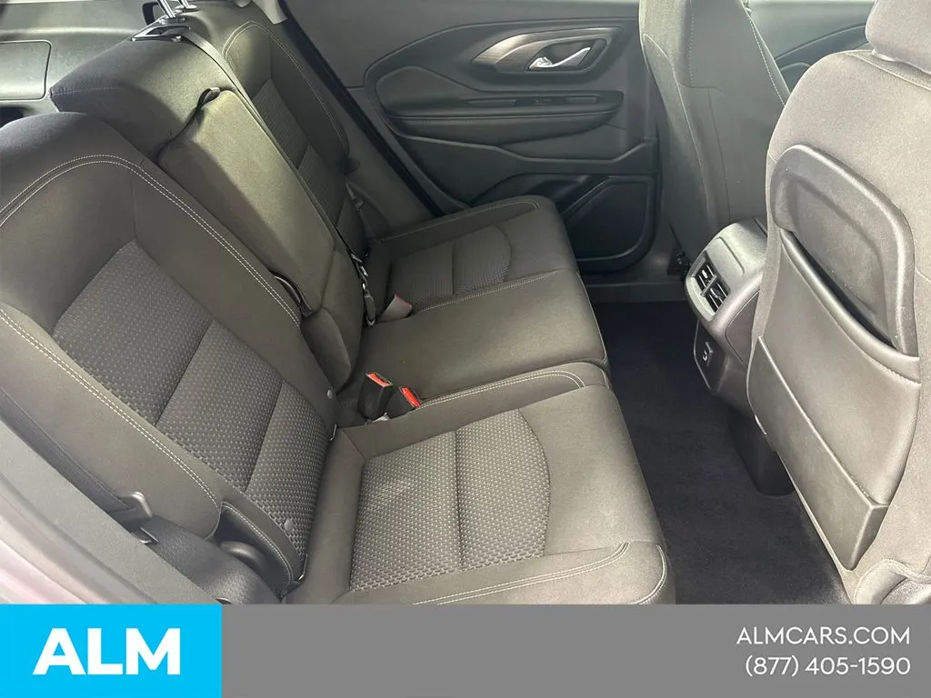 2024 GMC Terrain SLE - Photo 18