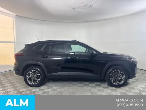 More photos of 2025 Chevrolet Trax LT at ALM GMC South, GA