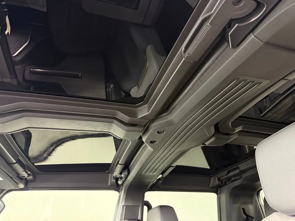 2025 GMC HUMMER EV 3X - Photo 15